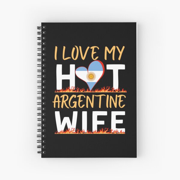 Aperçu de l'œuvre Femme Argentine Chaude Drapeau Argentine Amour créée et vendue par Betsytiptoe.