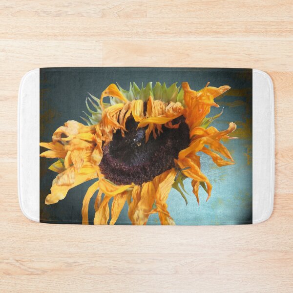 Artikelvorschau, Sonnenblume mit Insekt entworfen und verkauft von Sandra Willis.