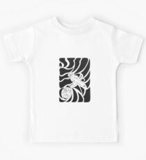 Travel around the world Kids Tee