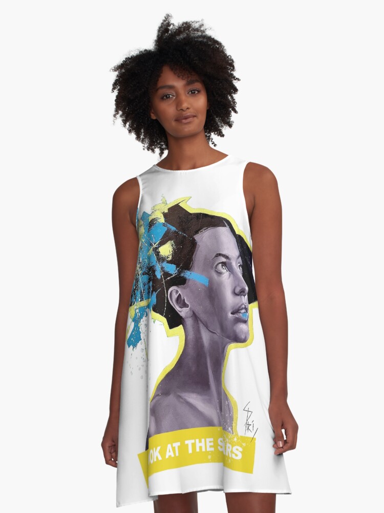 Aperçu 1 sur 4. Robe trapèze avec l'œuvre Visage de femme à la peinture créée et vendue par Aldarane.