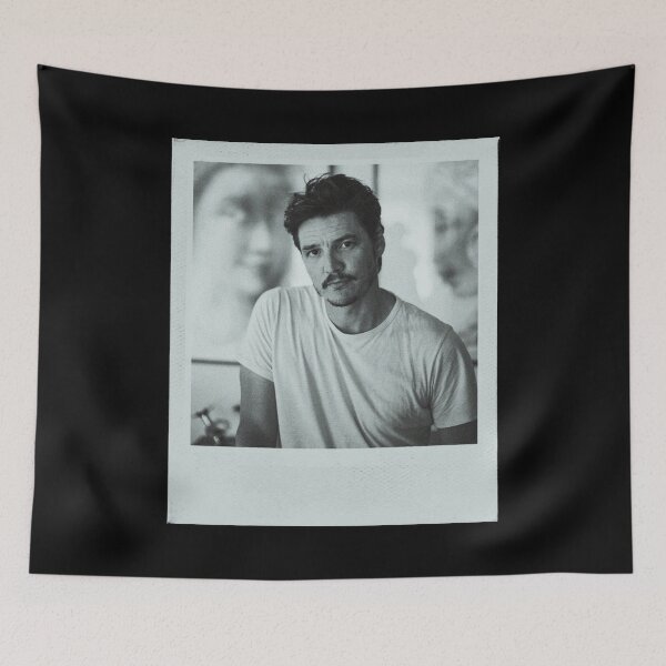 Artikelvorschau, Pedro Pascal Vintage-Fotografie entworfen und verkauft von littlestories11.