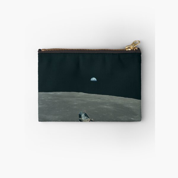 Aperçu de l'œuvre Terre, lune et le module lunaire créée et vendue par flashman.