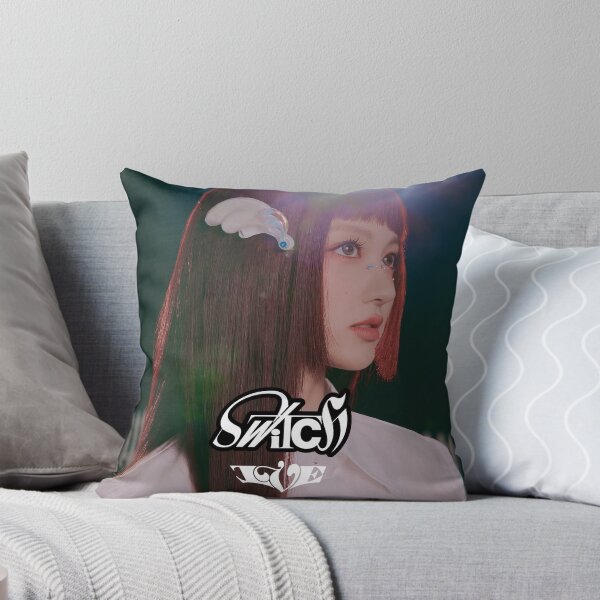 Aperçu de l'œuvre IVE GAEUL IVE HEYA IVE Mine créée et vendue par Valereekmerch.