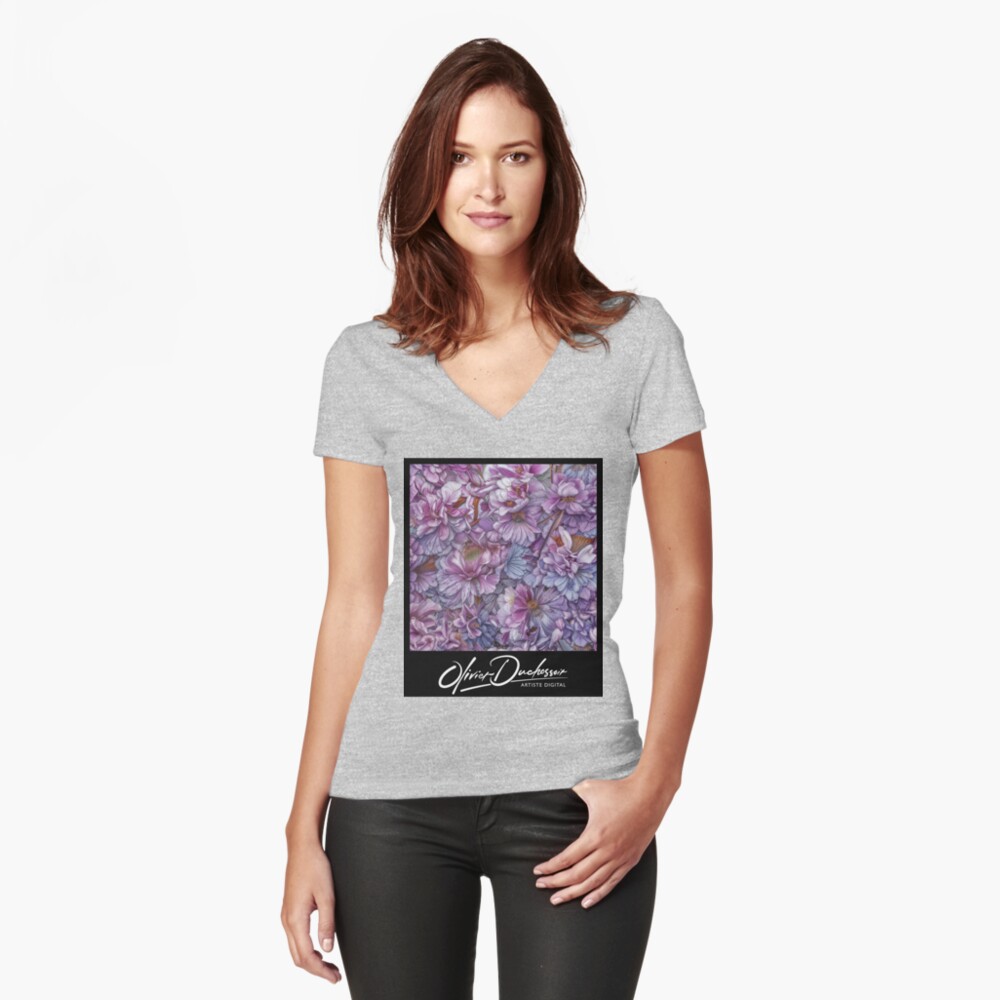 Aperçu de l'œuvre T-shirt moulant col V créée et vendue par oduchossoir.