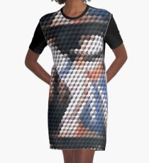Glatter Krimineller Qbert T-Shirt Kleid
