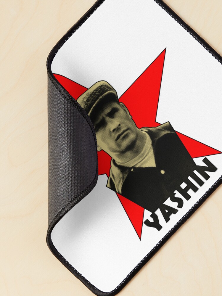 Thumbnail 2 von 5, Mauspad, Lew Jaschin designt und verkauft von sirglennbo.
