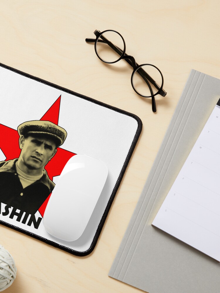 Thumbnail 3 von 5, Mauspad, Lew Jaschin designt und verkauft von sirglennbo.