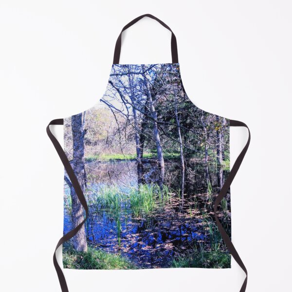 Artikelvorschau, Teich im Sommer entworfen und verkauft von ThatGirlDoodles.