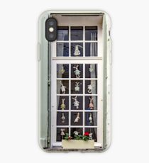 Fenêtre Fantastique iPhone Case