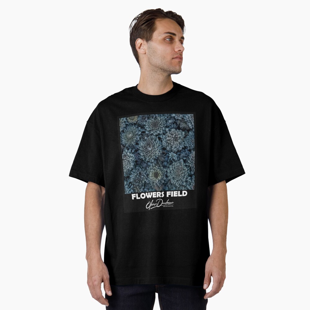 Aperçu de l'œuvre T-shirt oversize créée et vendue par oduchossoir.