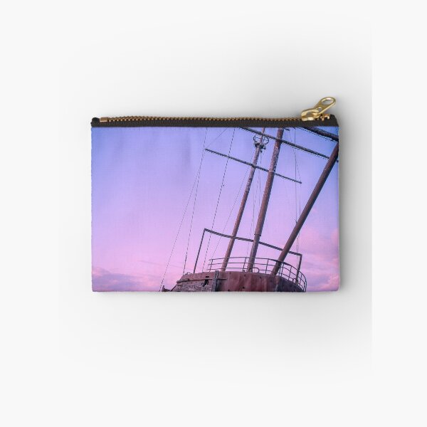 Aperçu de l'œuvre La Grande Hermine dans le port de Jordan au coucher du soleil 2 créée et vendue par jrtwynam.
