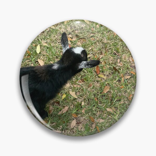 Item preview, escapist goat designed and sold by Kupa-Kuchan.