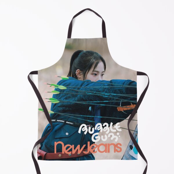 Artikelvorschau, Minji Bubble Gum Super Shy Cool With You ETA Neuer Reißverschluss entworfen und verkauft von Valereekmerch.