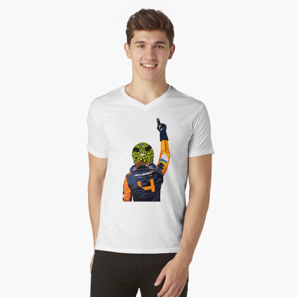 Aperçu de l'œuvre T-shirt col V créée et vendue par Sydney333.
