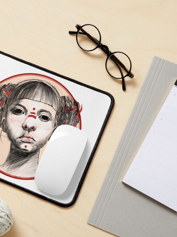 Aperçu 3 sur 5. Tapis de souris avec l'œuvre Portrait de femme créée et vendue par Aldarane.