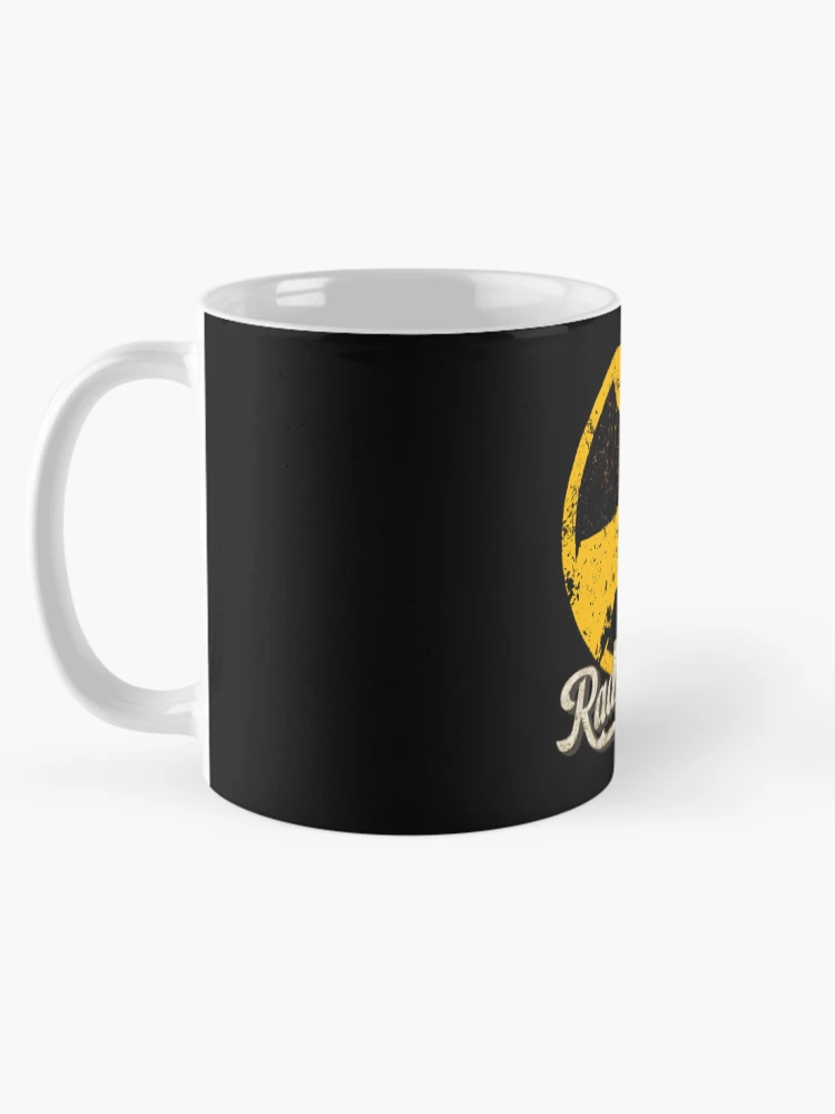 Imagen 5 de 6, Taza de café con la obra Radioactivo, diseñada y vendida por PrintspireArts.