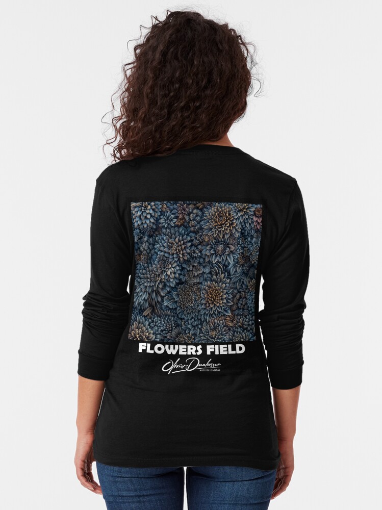 Aperçu 2 sur 5. T-shirt manches longues avec l'œuvre Flowers field 48 créée et vendue par oduchossoir.