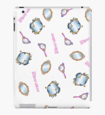 Mirror mirror iPad Case/Skin