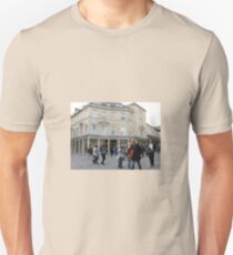 THE STREETS OF BATH ENGLAND Unisex T-Shirt