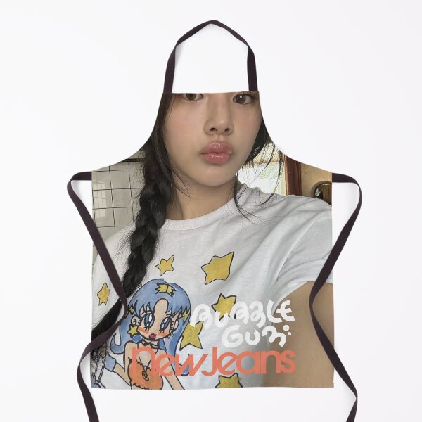 Artikelvorschau, Minji Bubble Gum Super Shy Cool With You ETA Neuer Reißverschluss entworfen und verkauft von Valereekmerch.