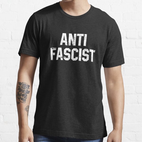 Vista previa del artículo con la obra «Anti fascista», diseñado y vendido por sesilitamirac.