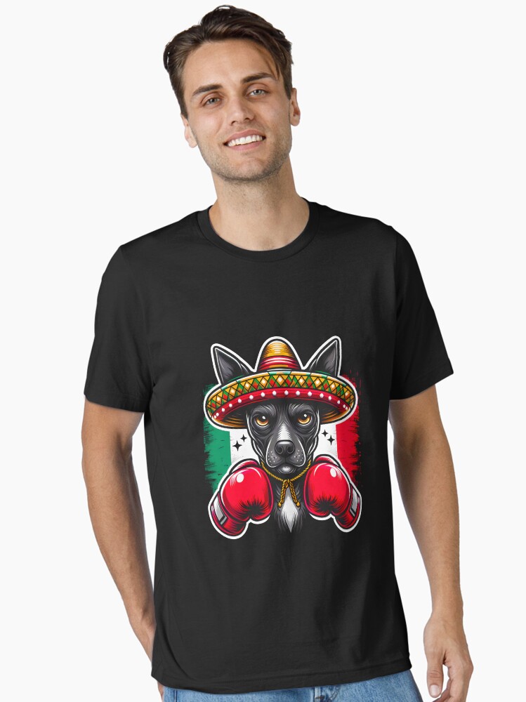 Imagen 1 de 7, Camiseta esencial con la obra Divertido Boxeo Papá Xolo Perro Boxer Deporte Idea de regalo del Día del Padre Mexicano, diseñada y vendida por JUSTBEELEGANT.