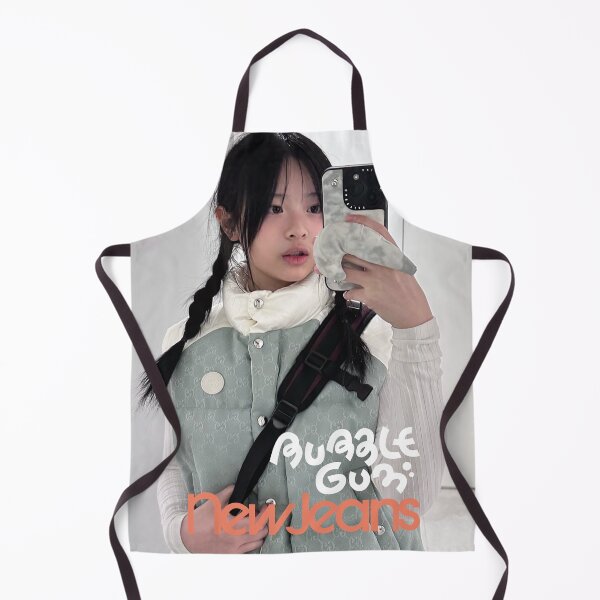 Artikelvorschau, Hanni Bubble Gum Super Shy Cool With You ETA Neuer Reißverschluss entworfen und verkauft von Valereekmerch.