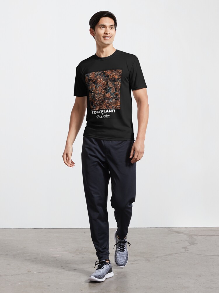 Aperçu 5 sur 7. T-shirt respirant avec l'œuvre Toxic plant 79 créée et vendue par oduchossoir.