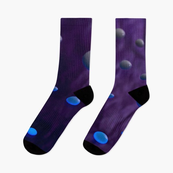 Aperçu de l'œuvre Purple milk drops créée et vendue par Cblifeisgood.