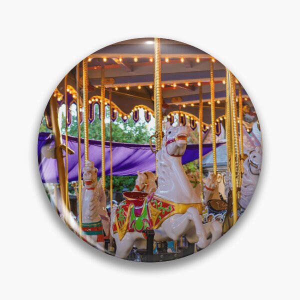 Aperçu de l'œuvre Carrousel du Roi en Californie créée et vendue par KyleeTotorica.