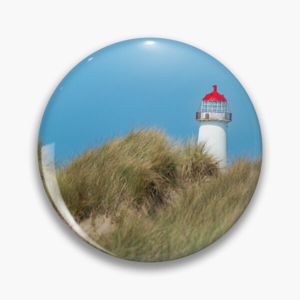 Artikelvorschau, Leuchtturm Point of Ayr am Strand von Talacre, Wales entworfen und verkauft von RobThorley.