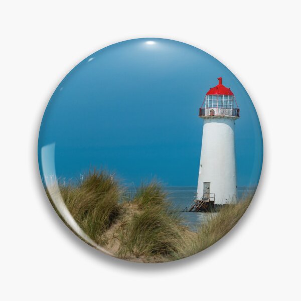 Artikelvorschau, Leuchtturm Point of Ayr am Strand von Talacre, Wales entworfen und verkauft von RobThorley.