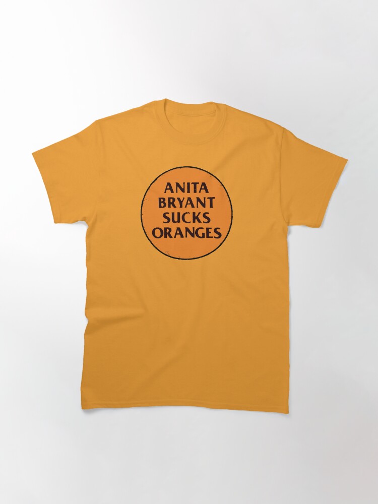 Thumbnail 3 von 7, Classic T-Shirt, Retro 1977 LGBT+ Protestslogan: Anita Sucks designt und verkauft von BendeBear.