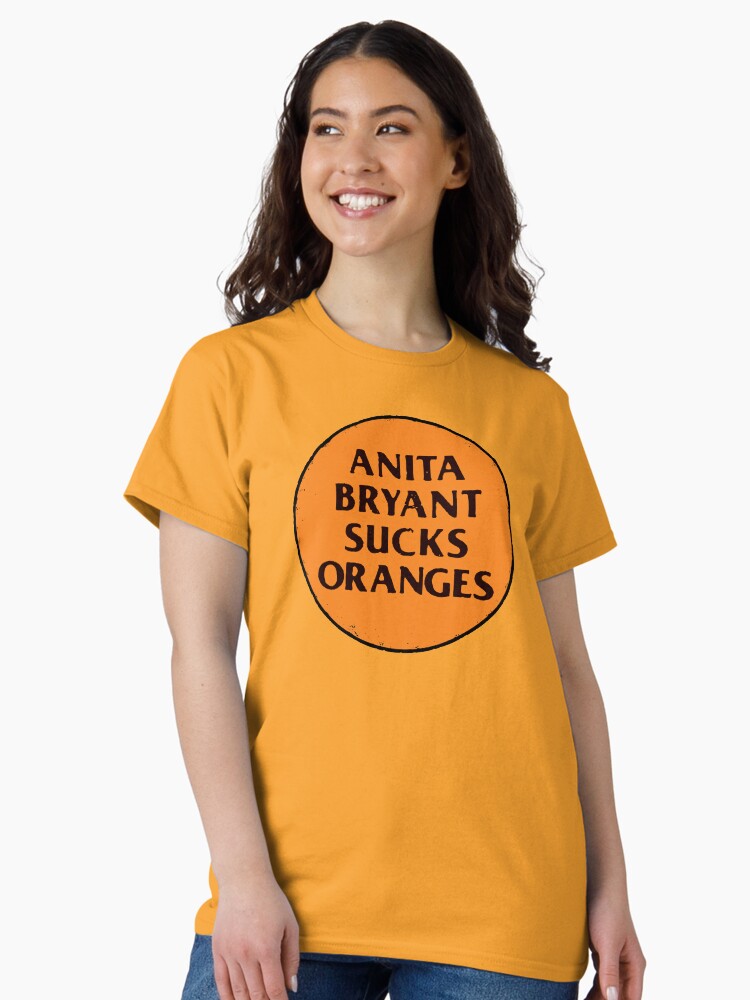 Thumbnail 1 von 7, Classic T-Shirt, Retro 1977 LGBT+ Protestslogan: Anita Sucks designt und verkauft von BendeBear.