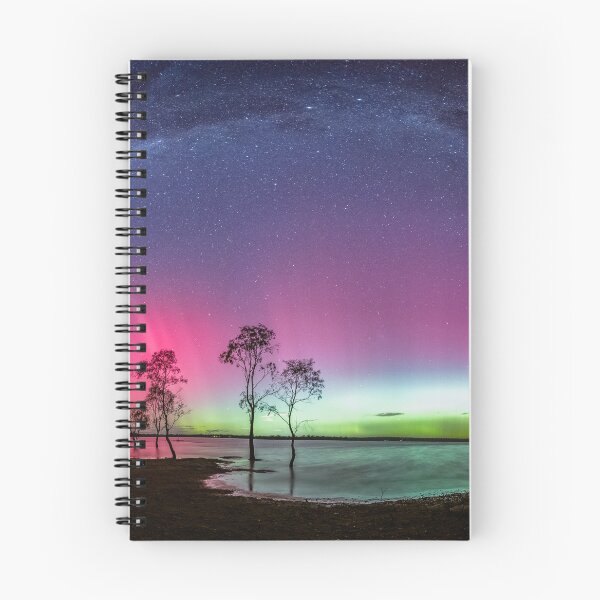 Item preview, Aurora Australis 11 de mayo de 2024 (Vista más amplia) designed and sold by Joel Bramley.