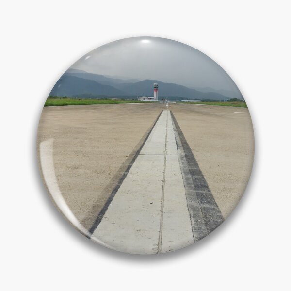 Artikelvorschau, Dramatische Atmosphäre am Flughafen Dien Bien Phu entworfen und verkauft von franck380.