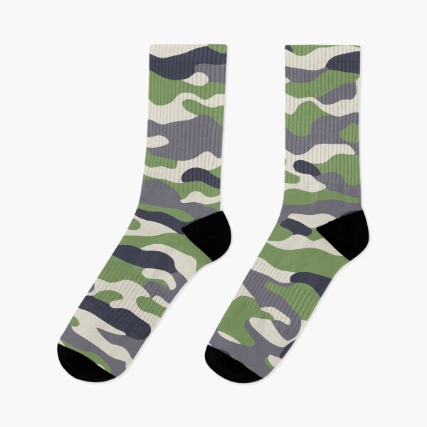 Artikelvorschau, Camouflage-Muster mit Grau entworfen und verkauft von SamJanner.