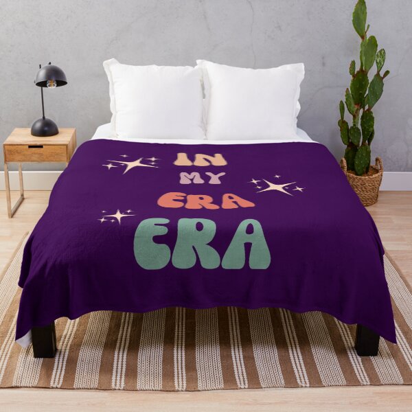Item preview, En mi era camisa divertida designed and sold by Cora-Scribbles.