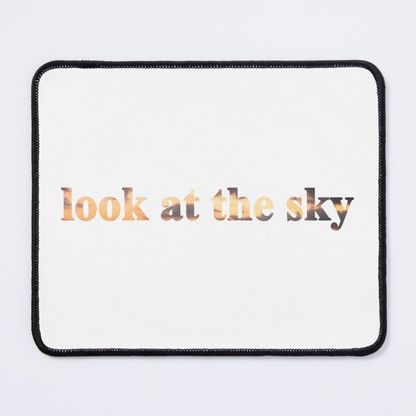 Aperçu de l'œuvre regarde le ciel (orange/gris) créée et vendue par ShirewolfWorks.