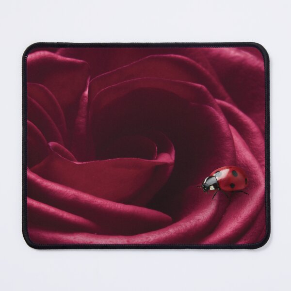 Item preview, The lady in red designed and sold by Elianne Turennout.