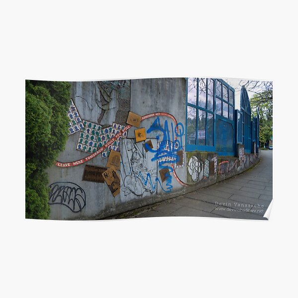 Curved wall of art Poster