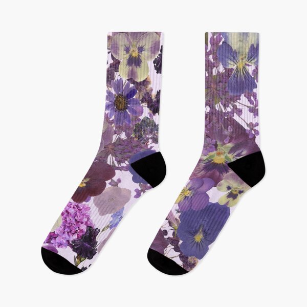 Artikelvorschau, Lila gepresste Blumen Collage entworfen und verkauft von HeyDaisyShop.