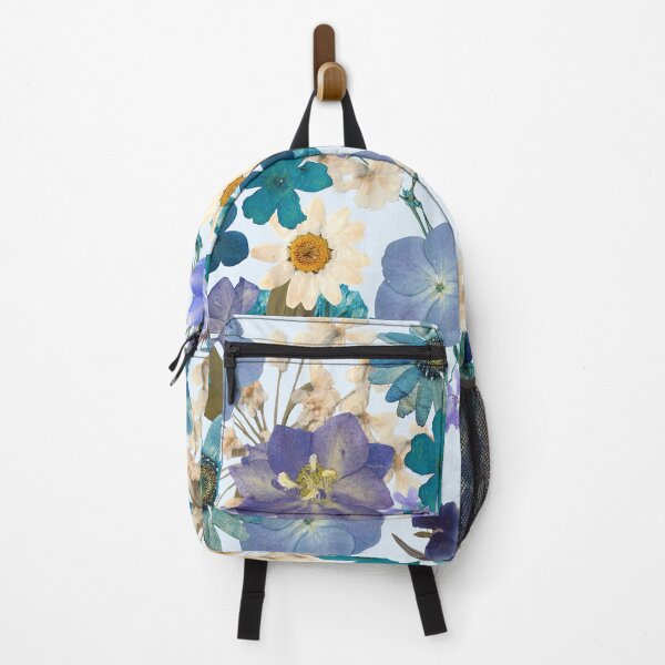 Artikelvorschau, Blaue Collage aus gepressten Trockenblumen entworfen und verkauft von HeyDaisyShop.