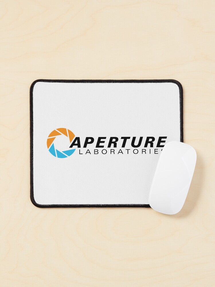 Aperçu 1 sur 5. Tapis de souris avec l'œuvre Laboratoires scientifiques Aperture - Portail créée et vendue par StreetArtiist.