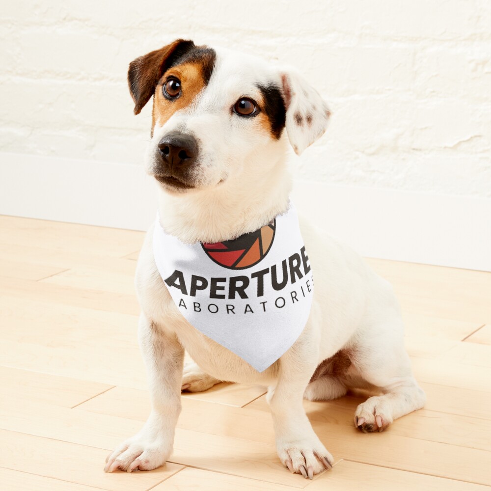 Aperçu de l'œuvre Bandana pour animaux créée et vendue par StreetArtiist.