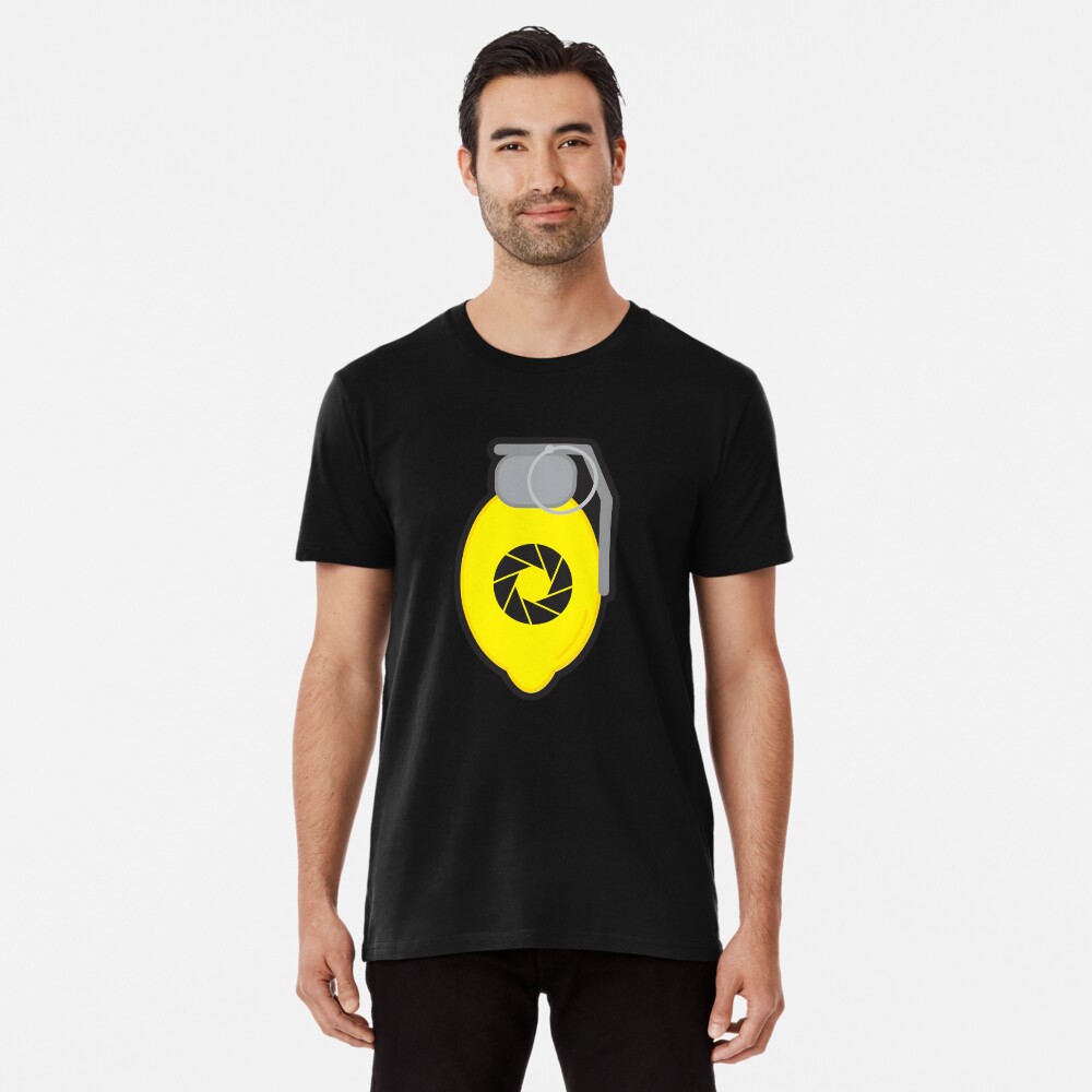 Aperçu de l'œuvre T-shirt premium créée et vendue par StreetArtiist.
