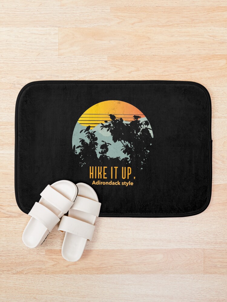 Aperçu 1 sur 6. Tapis de bain avec l'œuvre Hike it Up Adirondack créée et vendue par JDF-ThreadWorks.