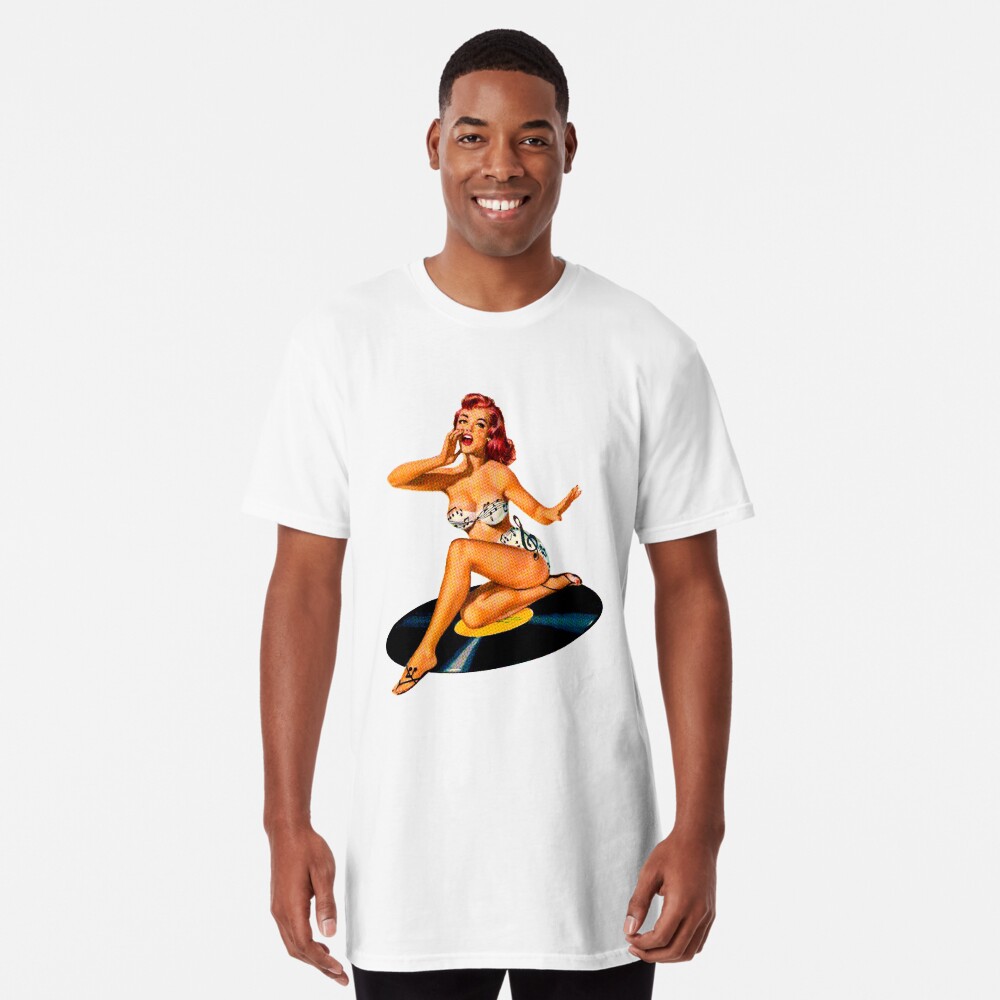 Vista previa del artículo con la obra «Camiseta larga», diseñado y vendido por sashakeen.