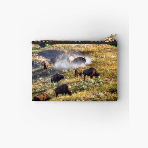 Artikelvorschau, Bison in der National Bison Range - Montana entworfen und verkauft von Kathy Weaver.