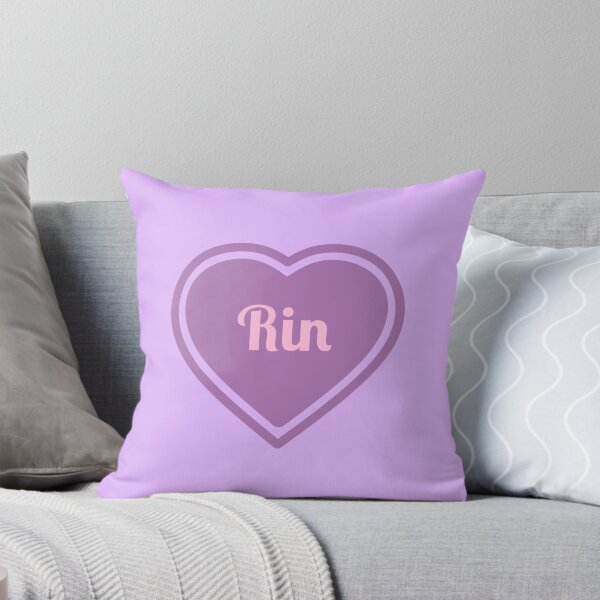 Artikelvorschau, Rin Name Mädchen Lila entworfen und verkauft von Monika Howarth.